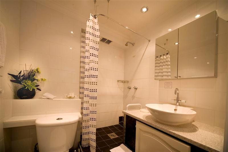 Fortitude Cottage Portsmouth Room photo